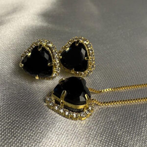 Conjunto coração preto dourado