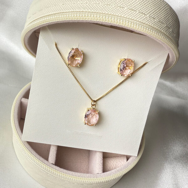 Conjunto rosa simples