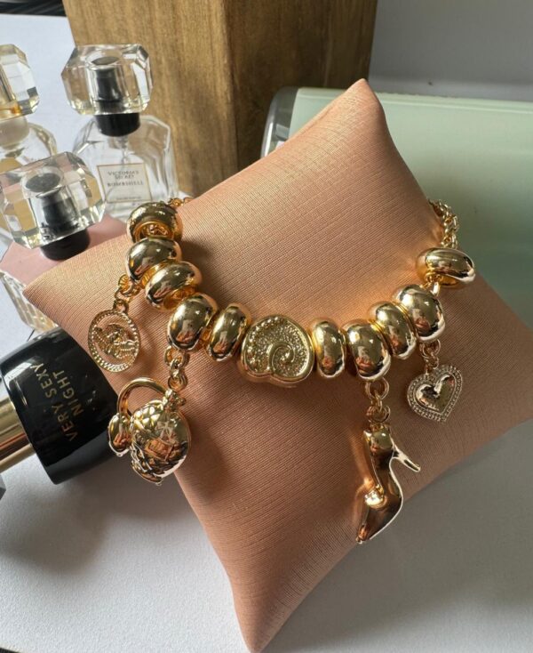 Pulseira pingentinhos