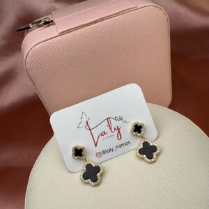 Brinco dois VanCleef preto