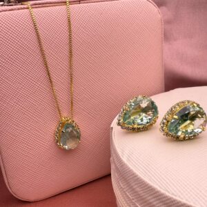 Conjunto gota verde claro