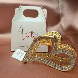 Presilha coração dourada com strass